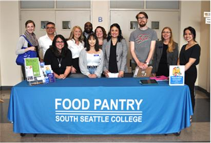 Students tabling outside the SSC Food Pantry 